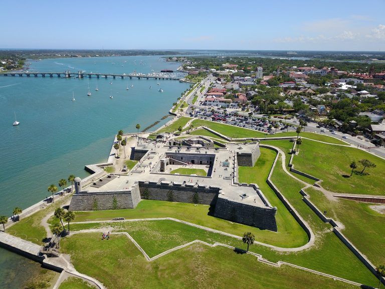 Vue aérienne sur le Chateau San Marcos de Saint Augustine